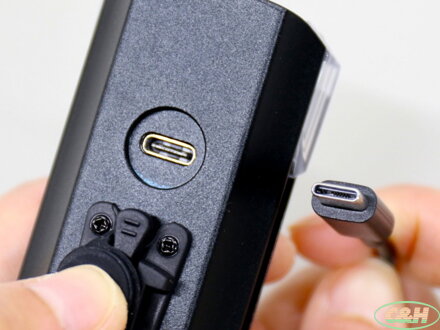 USB