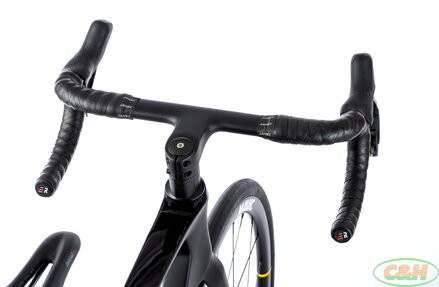 28" kolo APACHE Gila RS1 (54 cm) černá