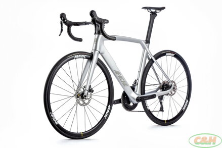 28" kolo APACHE Gila RS3 (54 cm) stříbrná