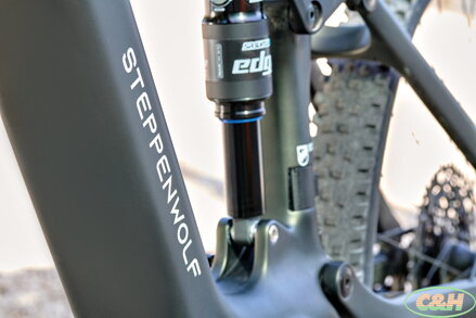 elektrokolo STEPPENWOLF Tundra 9.0 DJI (S) racing red gloss