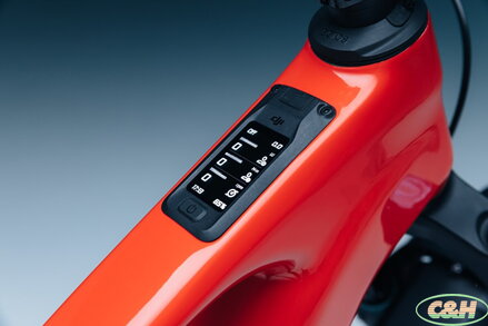 elektrokolo STEPPENWOLF Tundra 9.0 Avinox (S) racing red gloss